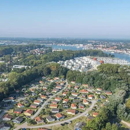 Strandhaus Freibeuterweg 13 *